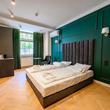 Orient Express シクラルスカ・ポレンバ