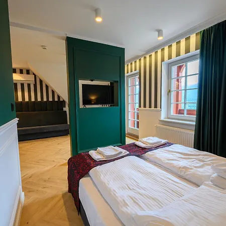 Orient Express Apartamento *