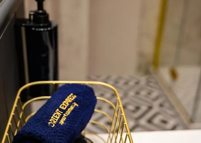 Orient Express Apartamento *